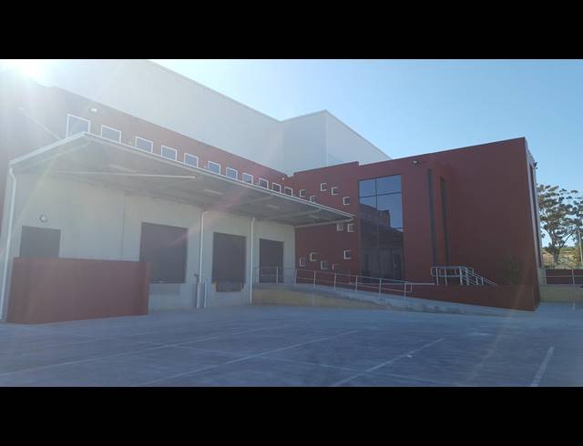 2,232M² WAREHOUSE TO LET IN EVERITE INDUSTRIA